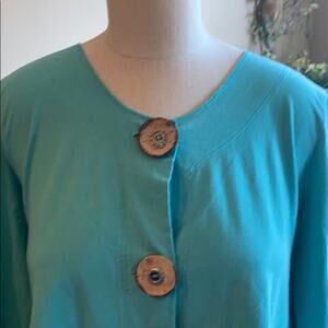 Neon Buddha M blue top